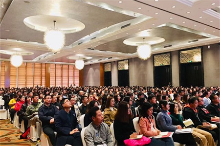 助力外貿(mào) 跨境未來 —— 外貿(mào)快車、外土司聯(lián)手助力北方外貿(mào)