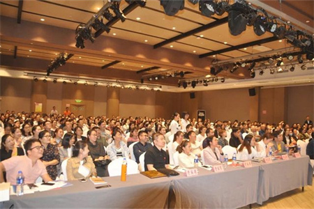 外貿(mào)快車外貿(mào)大講堂鄭州站圓滿結(jié)束!