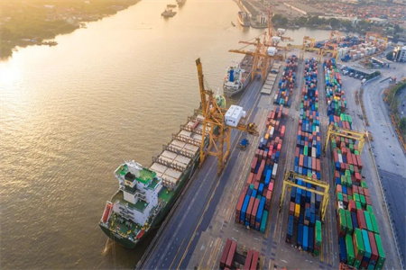 前4月外貿(mào)數(shù)據(jù)出爐！對(duì)這些國(guó)家進(jìn)出口增長(zhǎng)最快，這一產(chǎn)品出口暴增120%